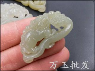万玉批发 天然正品和田玉貔貅 双面镂空雕刻招财貔貅