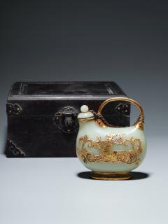 和田玉包金提梁壶,尺寸:11×5.8×12.5厘米,重量395克