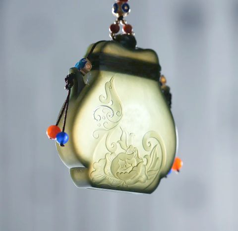 青玉:从低端到高端,和田玉的多样魅力