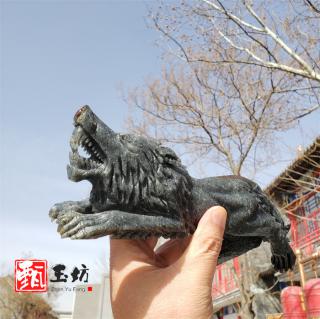 玉不琢,不成器,论和田玉青花籽料的雕刻与设计