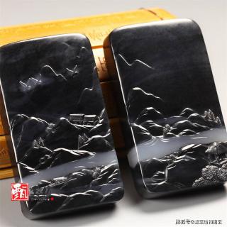 甄玉坊:再说和田玉青花籽料,黑白分明的青花籽料才是上品