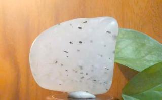 和田玉家族:珍稀品种大揭秘