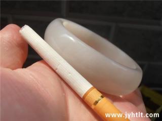 家有和田网资讯:和田玉手镯中的青海粉色料