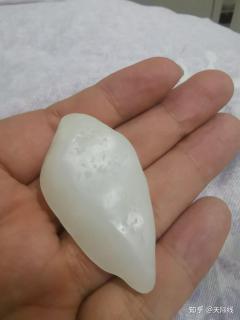 淘宝上的和田玉吊坠可以买吗?