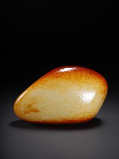 和田玉原石,尺寸:10.2×6.3×4.4厘米,重量408克