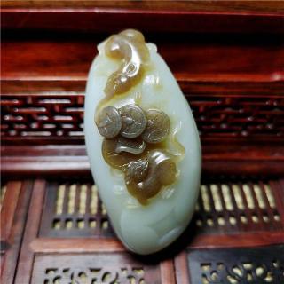 这样的玉,可真黑