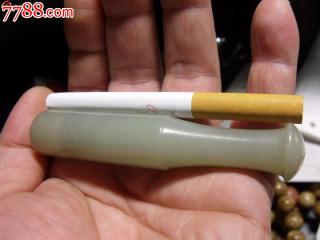 明清*漂亮的和田白玉烟嘴