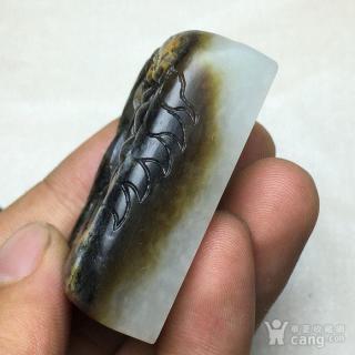 俏色天然黑皮油润 和田玉貔貅牌