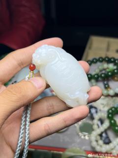 羊脂白玉龙龟手把件