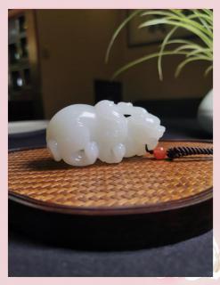 和田玉的魅力:产地与颜色的秘密💎