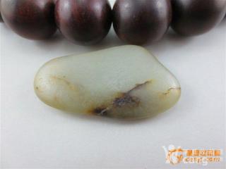 和田玉青白黑皮籽料