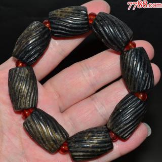 和田玉白玉黑皮沁战汉时期万福万寿纹鼓登型手训手串