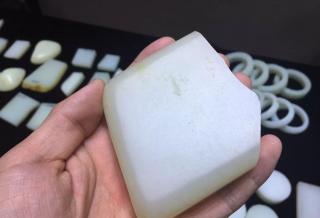 顶级和田玉山料点评,谁才是山料之王!