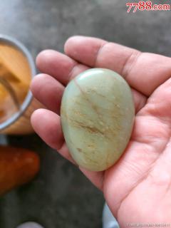 和田青玉籽料