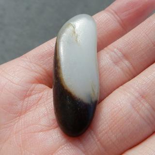 和田玉籽料的皮色种类,籽料皮色一般分为以下几种