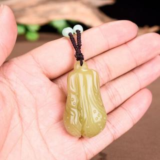 新疆和田玉糖玉白菜遇百财玉吊坠玉石转运挂件玉石项链男女款