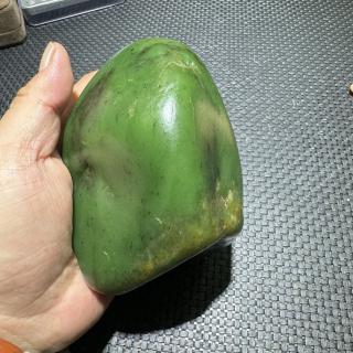 籽料好还是俄罗斯碧玉好:#和田玉#