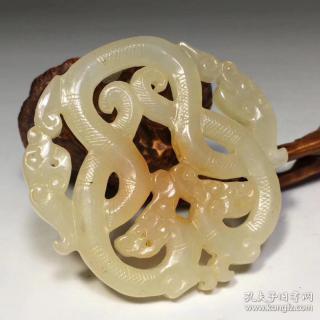 精品旧藏老和田玉双面工镂雕【龙纹佩】挂件,雕工精湛,玉质细腻,包浆