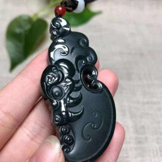 厂家大量批发和田玉青玉吊坠府上有龙男女款吊坠玉牌子大量 批发