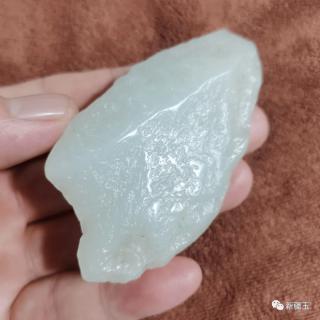 和田玉戈壁料,籽料和戈壁玉的区别